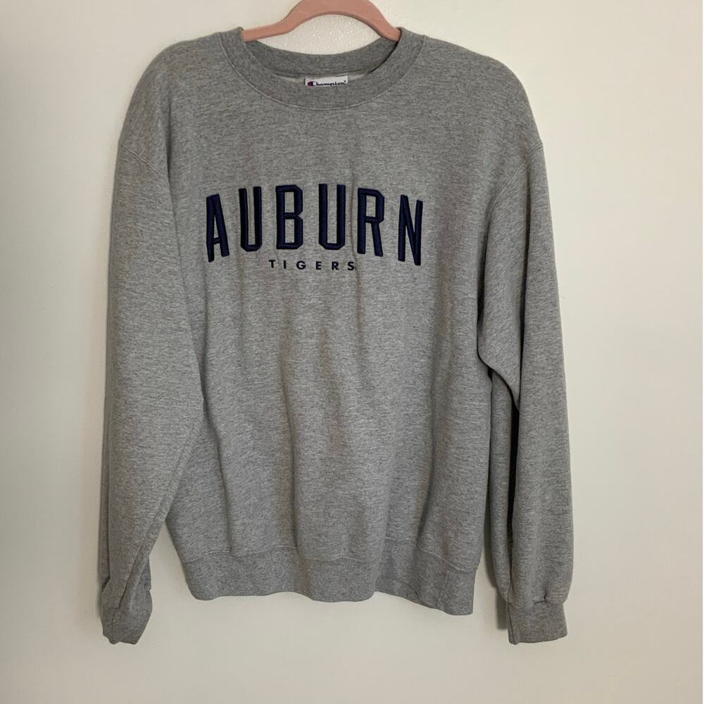 Auburn Tigers Embrodried Sweatshirt size large